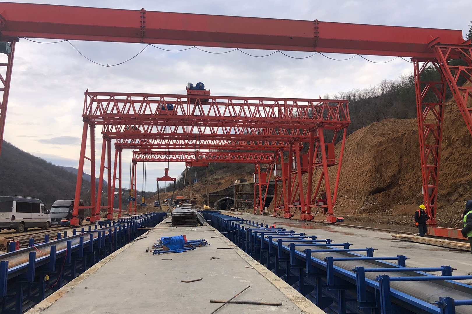 Tbilisi E60 Highway, F2 Khevi–Ubisa Section – Pre-stressed Concrete Beam Production