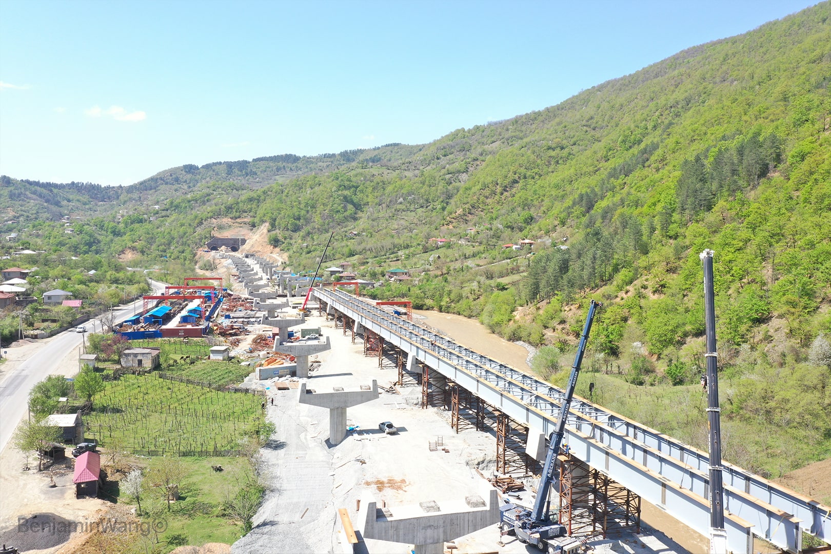 Tbilisi E60 Highway Project  Khevi – Ubisa Section  (F2), Superstructure Works