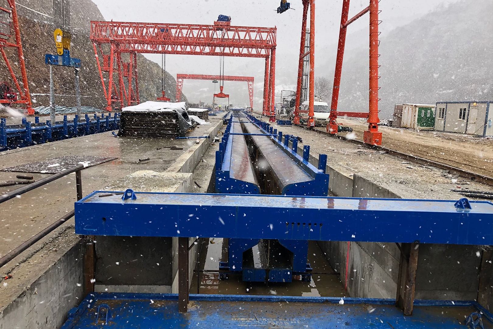 Tbilisi E60 Highway Project  Khevi – Ubisa Section (F2), 1221 Pieces of Prestressed Beam  Manufacturing